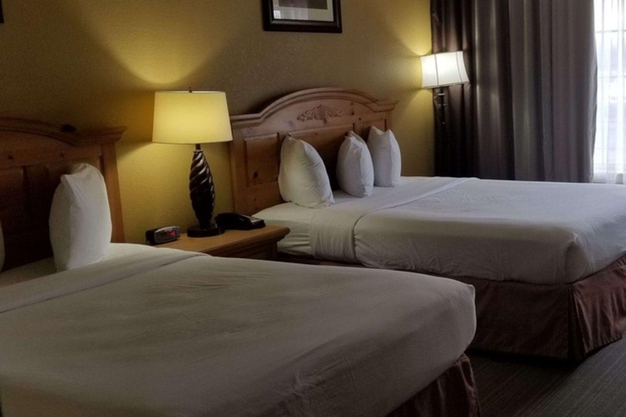 卡尔森芝加哥/马特森乡村旅馆&套房酒店 外观 照片